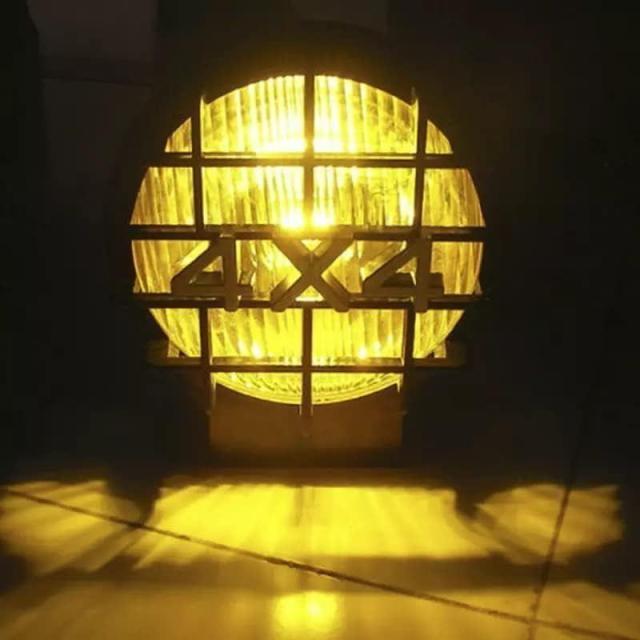 4X4ガード付フォグランプ2個セットオフロード 12V 55W H3丸形イエローレンズフォグライト 14.4CMビック 取付金具付 < 自動車/バイク 4X4ガード付フォグランプ2個セットオフロード 12V 55W H3丸形イエローレンズフォグライト 14.4CMビック 取付金具付 < 自動車/バイク