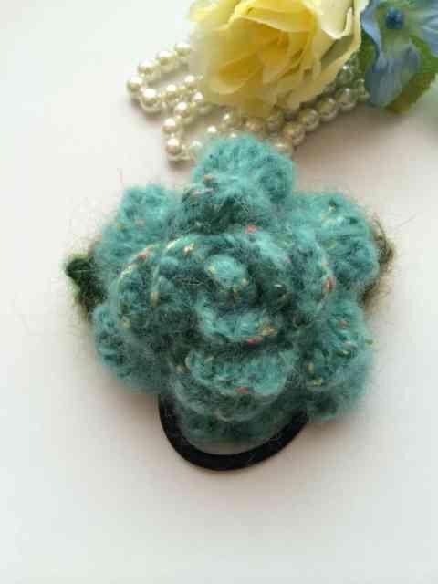 ハンドメイド ヘアゴム 薔薇 モヘア axes好き ターコイズ ローズ < 女性ファッション  ハンドメイド ヘアゴム 薔薇 モヘア axes好き ターコイズ ローズ < 女性ファッションの