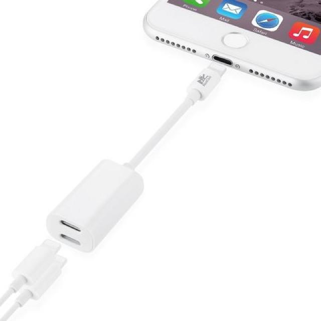 IOS11以後も対応 2in1 ライトニングポート3.5mm端子 < 家電/AV  IOS11以後も対応 2in1 ライトニングポート3.5mm端子 < 家電/AVの
