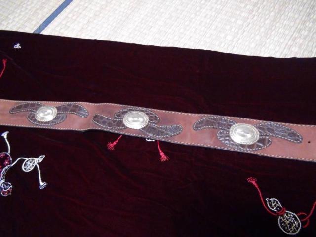 DAlessgndso eGiorgiaのベルト豚革!。 < 女性ファッション  DAlessgndso eGiorgiaのベルト豚革!。 < 女性ファッションの