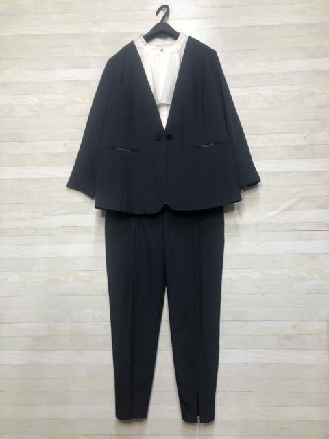 新品☆3L♪ビッグ衿クールで可愛いパンツスーツ3点セット32,690円を☆R131 < 女性ファッション 新品☆3L♪ビッグ衿クールで可愛いパンツスーツ3点セット32,690円を☆R131 < 女性ファッションの