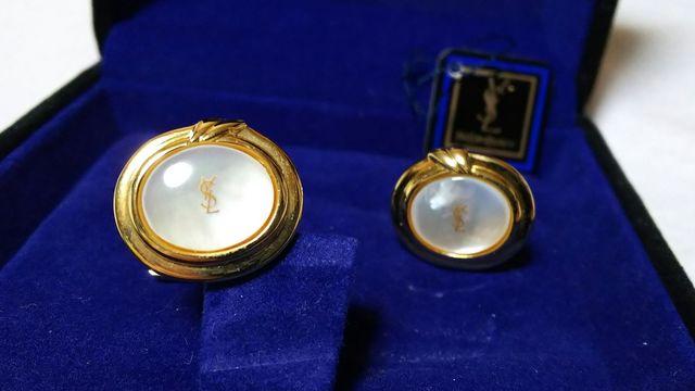 正規美 イヴサンローラン YSL シェルカフスボタン カフリンクス ネクタイピン SET オールド 付属有 < ブランド  正規美 イヴサンローラン YSL シェルカフスボタン カフリンクス ネクタイピン SET オールド 付属有 < ブランドの