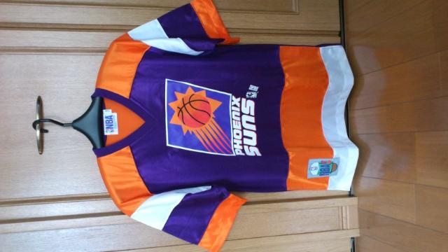 美品!激安86%オフ、NBA、半袖Tシャツ(紫橙、日本製、L) < レジャー/スポーツ  美品!激安86%オフ、NBA、半袖Tシャツ(紫橙、日本製、L)  < レジャー/スポーツの
