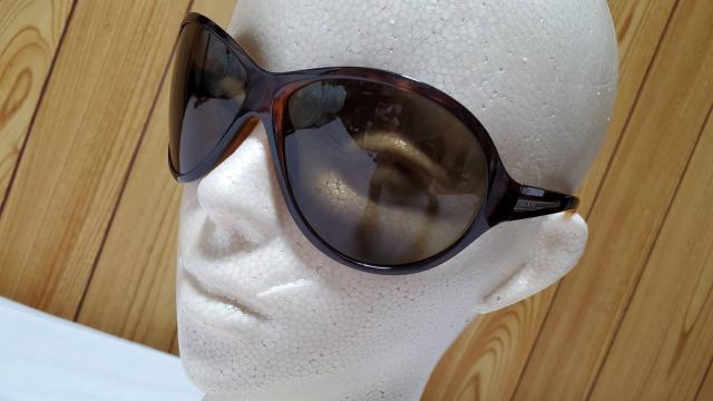 正規レア プラダ ラウンドビッグレンズサングラス 茶 メタルロゴエンブレムアロー 付属有 < ブランド 正規レア プラダ ラウンドビッグレンズサングラス 茶 メタルロゴエンブレムアロー 付属有 < ブランドの