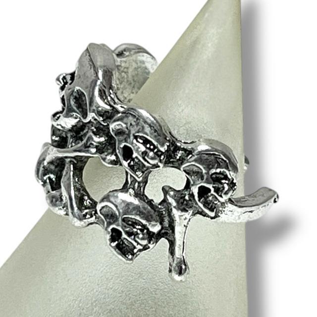 【新品】屍スカルデザインフリーリング < 女性アクセサリー/時計  【新品】屍スカルデザインフリーリング < 女性アクセサリー/時計の