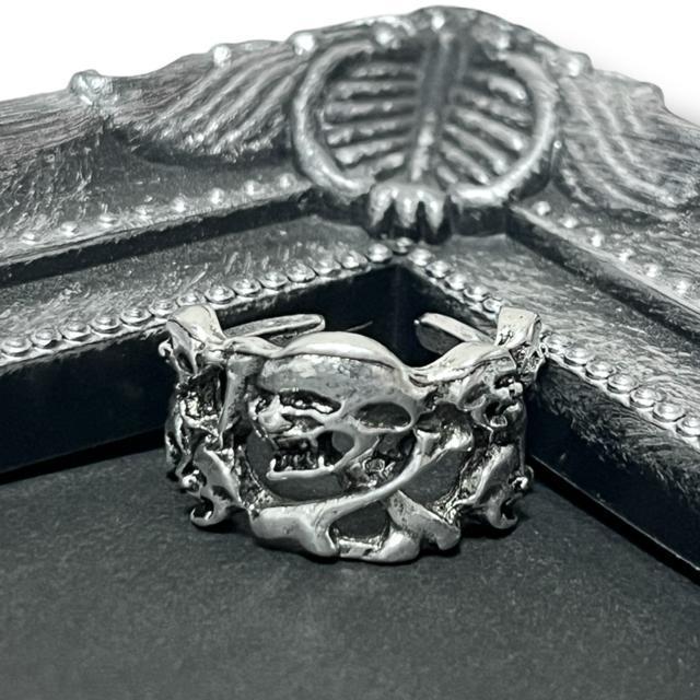 【新品】屍スカルデザインフリーリング < 女性アクセサリー/時計  【新品】屍スカルデザインフリーリング < 女性アクセサリー/時計の