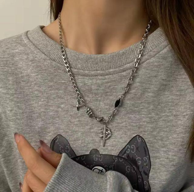 thugclub サグクラブ ネックレス シルバー Y2K < 男性アクセサリー/時計 thugclub サグクラブ ネックレス シルバー Y2K < 男性アクセサリー/時計の