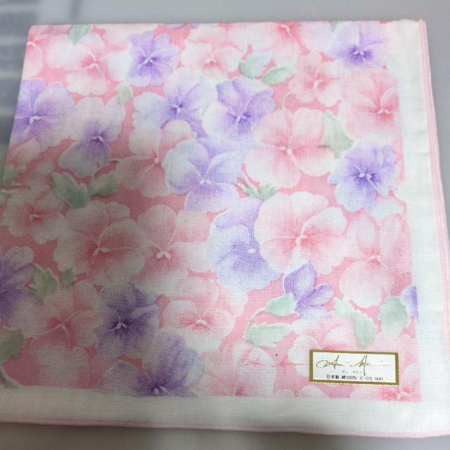 未使用ハンカチ2枚ですI < 女性ファッション  未使用ハンカチ2枚ですI < 女性ファッションの