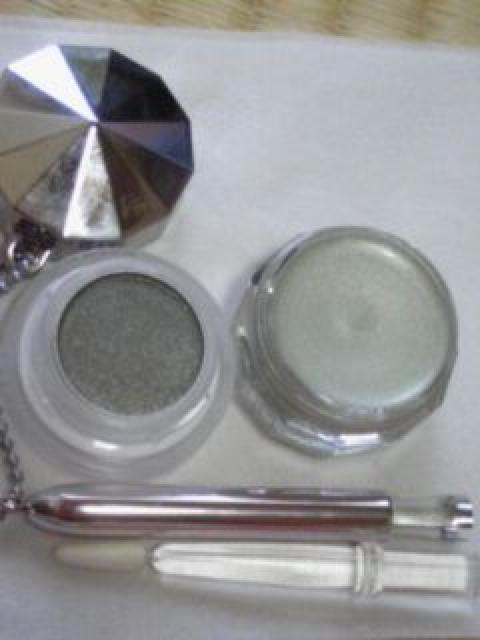 NEW(о⌒∇⌒)AUBEクチュールクリームパール入アイシャドゥ&アイライナーGR02ブラシ付発色良いですよ。是非。(〃^∇^〃) < ブランド  NEW(о⌒∇⌒)AUBEクチュールクリームパール入アイシャドゥ&アイライナーGR02ブラシ付発色良いですよ。是非。(〃^∇^〃) < ブランドの