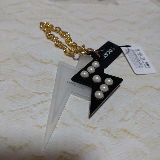 LOCATIONイナズマモチーフバッグキーホルダー < 女性ファッション  LOCATIONイナズマモチーフバッグキーホルダー  < 女性ファッションの