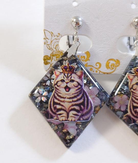 猫ちゃん桜イヤリング・ピアス  ネコ  ねこ  猫   春ピアス   春イヤリング   ピアスねこ   イヤリングねこ  レジン猫 < 女性ファッション  猫ちゃん桜イヤリング・ピアス  ネコ  ねこ  猫   春ピアス   春イヤリング   ピアスねこ   イヤリングねこ  レジン猫 < 女性ファッションの