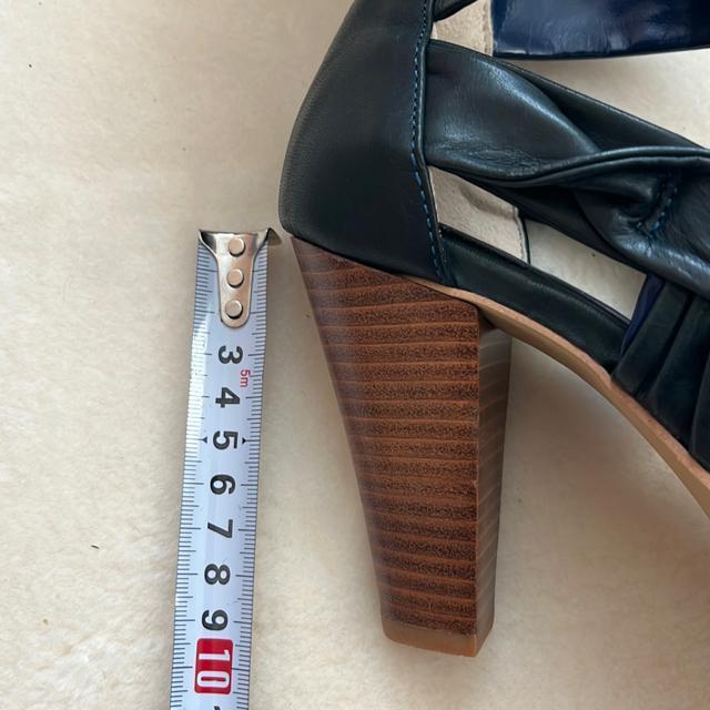 ���U�[�� �A���N���X�g���b�v�T���_�� �`�����L�[�q�[�� �_�[�N�l�C�r�[ 38 �� �����t�@�b�V������ 