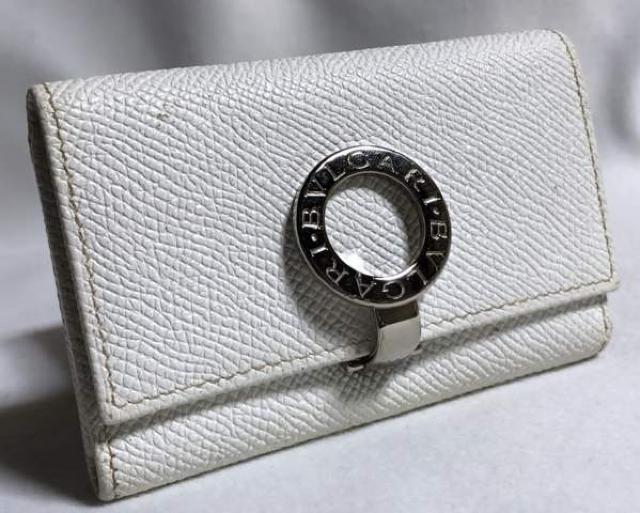 正規良レア ブルガリBVLGARI B-zeroロゴクリップ 6連 キーケース 白×シルバー金具 レザーキーホルダー < ブランド  正規良レア ブルガリBVLGARI B-zeroロゴクリップ 6連 キーケース 白×シルバー金具 レザーキーホルダー  < ブランドの