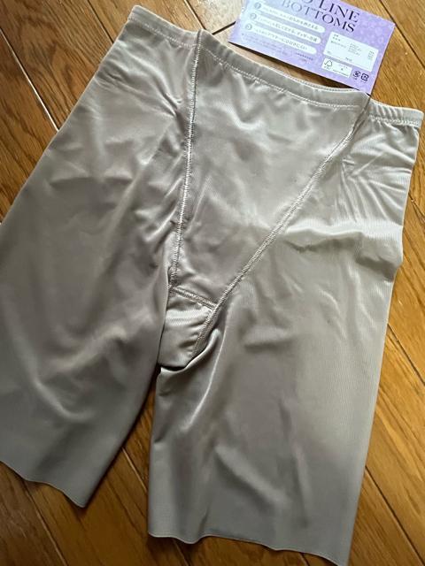 Lサイズ!フロントにパワーネットで!お腹押さえる!ヘム生地でアウターにひびきにくい!5分丈!股上普通!光沢感あるガードル!ショーツ < 女性ファッション  Lサイズ!フロントにパワーネットで!お腹押さえる!ヘム生地でアウターにひびきにくい!5分丈!股上普通!光沢感あるガードル!ショーツ < 女性ファッションの