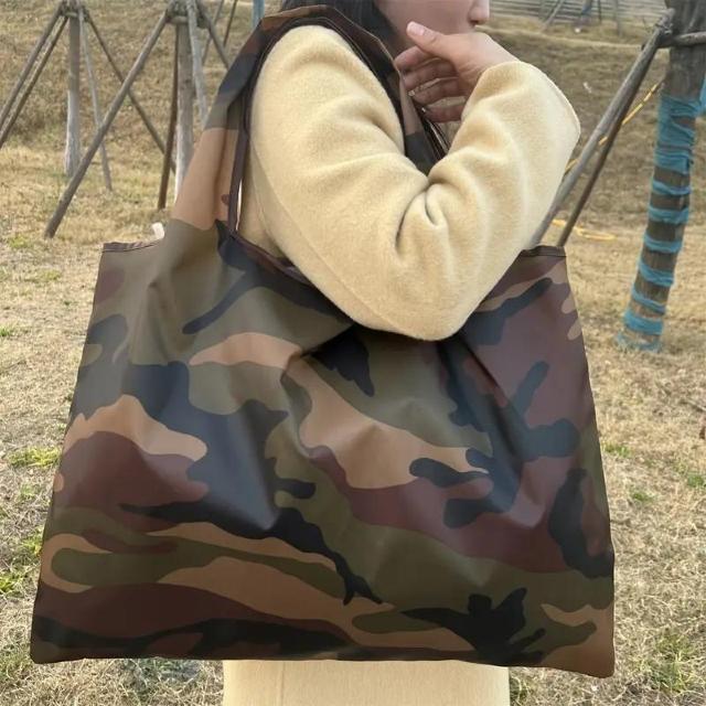 爆ヤス価格590円★迷彩柄 大容量 ハンドバッグ メンズ レディース ショッピング トートバッグ 折りたたみ式 < 女性ファッション  爆ヤス価格590円★迷彩柄 大容量 ハンドバッグ メンズ レディース ショッピング トートバッグ 折りたたみ式  < 女性ファッションの