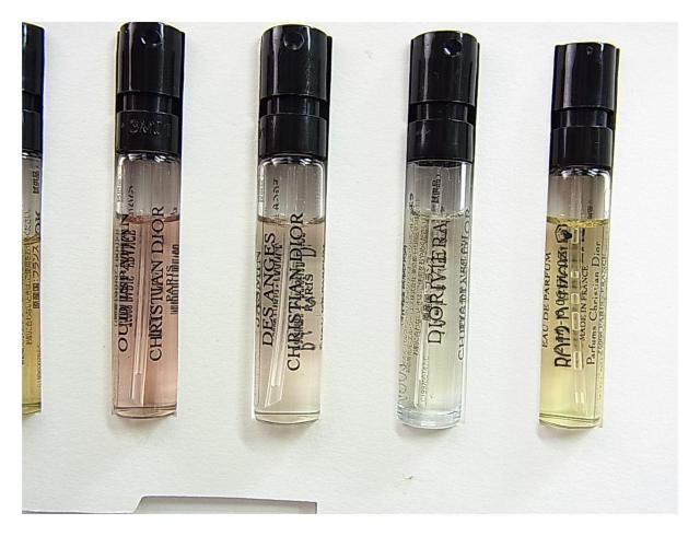 500円スタ★法定表記有 新古品メゾンクリスチャンディオールフレグランスコレクションAEDP/2ml×8本ディスカバリーキット) < ブランド  500円スタ★法定表記有 新古品メゾンクリスチャンディオールフレグランスコレクションAEDP/2ml×8本ディスカバリーキット) < ブランドの