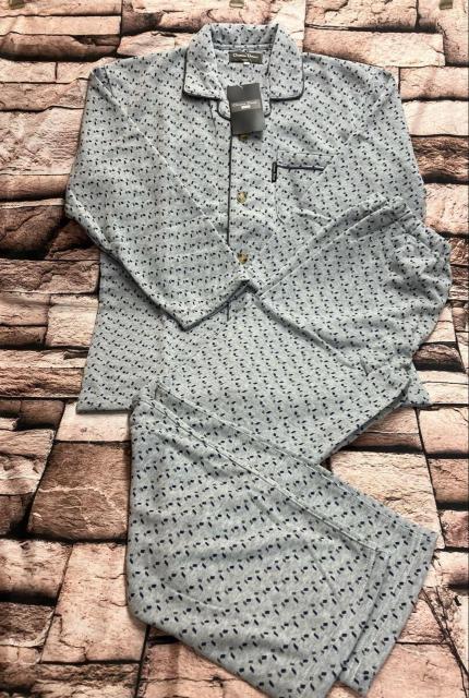 �yChristina Doucet�z�ۉ��́E���S�n���Q�I�y�ʁ����n���_�炩�����Y���N�уp�W���}�㉺�Z�b�g�a(�摜����)�P�g �� �j���t�@�b�V������ 