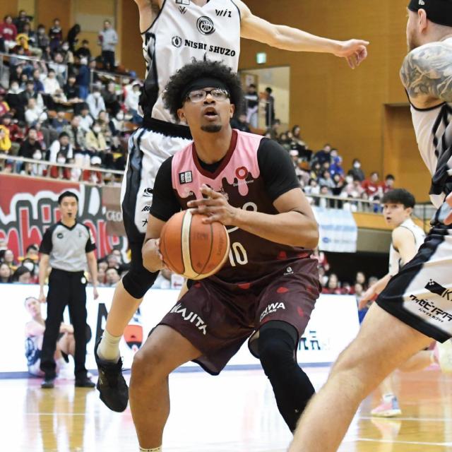 #10 �C�f���f�B�A �I�T�Z���I�� �����p�E���M�T�C������`���R���j�t�H�[���F2�_  �� ���W���[/�X�|�[�c�� 