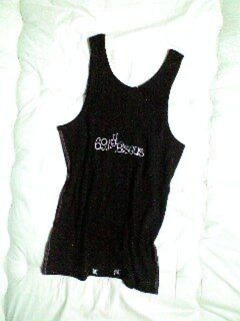 新品TROISOトロワゾ ハイビスカス刺繍タンクトップ XL < 男性ファッション  新品TROISOトロワゾ ハイビスカス刺繍タンクトップ XL < 男性ファッションの