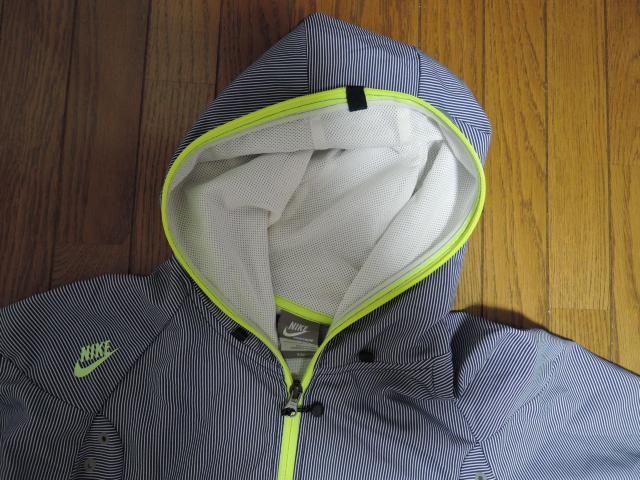 NIKE SPORTS WEAR ナイキ NSW ジップ パーカー ジャケット S 薄手 ストライプ柄 スポーツウェア メッシュ地 < ブランド  NIKE SPORTS WEAR ナイキ NSW ジップ パーカー ジャケット S 薄手 ストライプ柄 スポーツウェア メッシュ地 < ブランドの