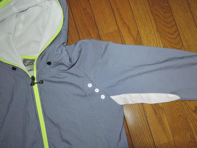 NIKE SPORTS WEAR ナイキ NSW ジップ パーカー ジャケット S 薄手 ストライプ柄 スポーツウェア メッシュ地 < ブランド  NIKE SPORTS WEAR ナイキ NSW ジップ パーカー ジャケット S 薄手 ストライプ柄 スポーツウェア メッシュ地 < ブランドの