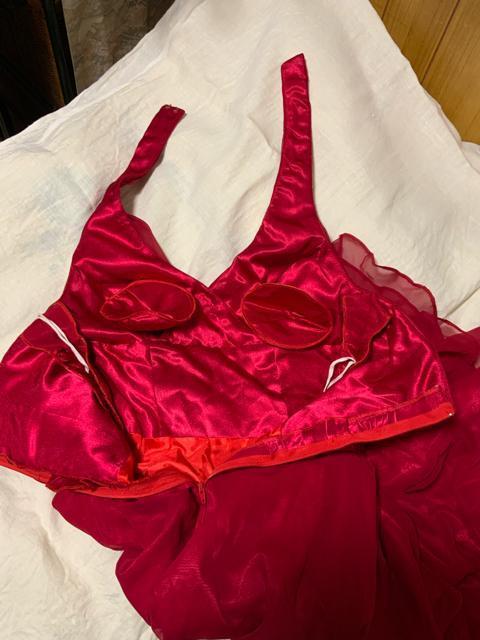 ◆未使用Venus「赤のホルターネックドレス」Mサイズ < 女性ファッション  ◆未使用Venus「赤のホルターネックドレス」Mサイズ < 女性ファッションの