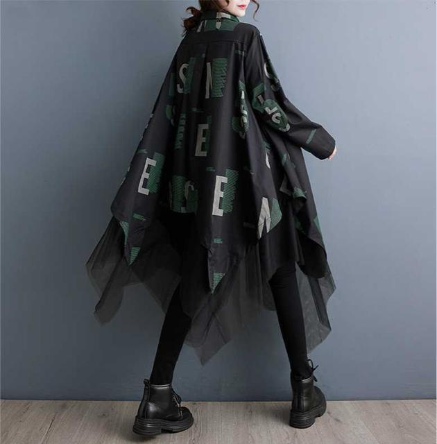 前開き レース重ね シャツワンピース 英字柄 大きいサイズ < 女性ファッション 前開き レース重ね シャツワンピース 英字柄 大きいサイズ < 女性ファッションの