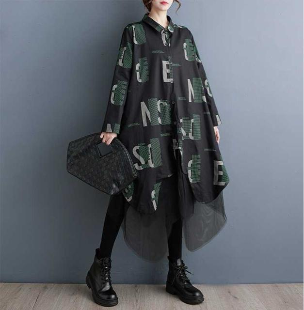 前開き レース重ね シャツワンピース 英字柄 大きいサイズ < 女性ファッション 前開き レース重ね シャツワンピース 英字柄 大きいサイズ < 女性ファッションの