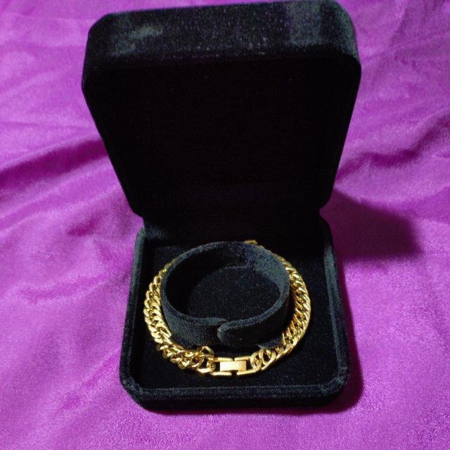 遺品整理 18k刻印あり ゴールドブレスレット 喜平 メンズ れあ < 男性アクセサリー/時計 遺品整理 18k刻印あり ゴールドブレスレット 喜平 メンズ れあ < 男性アクセサリー/時計の