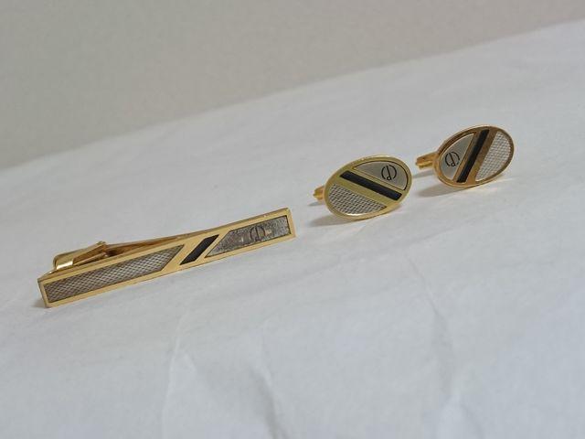 K dunhill _q Be[W dSI[oJtX lN^Cs SET ^Co[@Nbv ^C   uh 