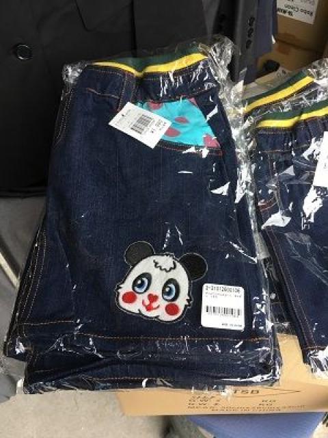 デニムワッペンスカート、サイズ130 < キッズ/ベビー  デニムワッペンスカート、サイズ130  < キッズ/ベビーの