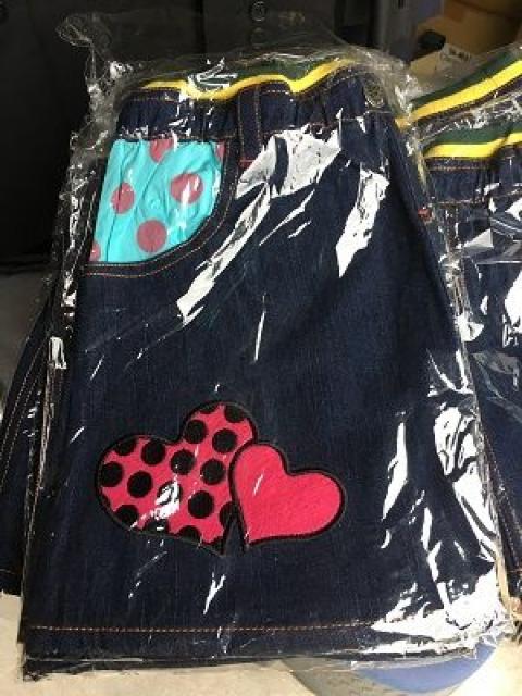 デニムワッペンスカート、サイズ130 < キッズ/ベビー  デニムワッペンスカート、サイズ130 < キッズ/ベビーの