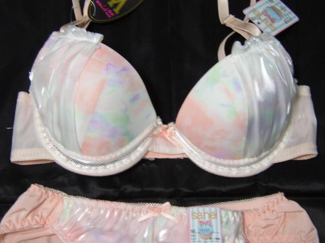 ライトオレンジに色彩カラーのコラボD70Mワイヤー入り < 女性ファッション  ライトオレンジに色彩カラーのコラボD70Mワイヤー入り < 女性ファッションの