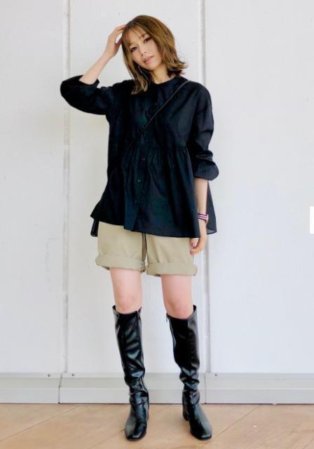 UNIQLO ユニクロ コットンギャザーブラウス新品未使用/GU.ローリーズファーム好き < ブランド  UNIQLO ユニクロ コットンギャザーブラウス新品未使用/GU.ローリーズファーム好き < ブランドの