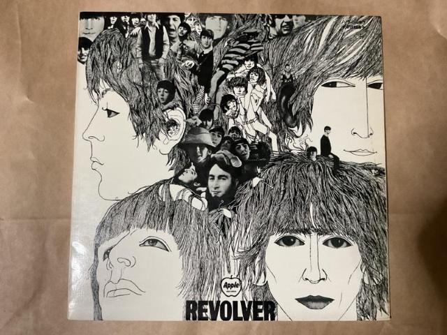 THE BEATLES/ REVOLVER   CD/DVD/rfI 