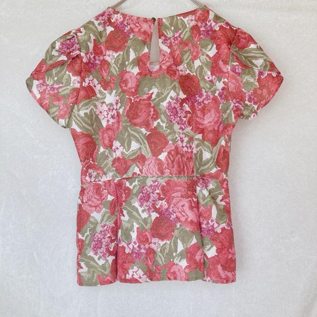 ボナジョルナータ 花柄 薔薇柄 ペプラム 半袖 トップス カットソー M N2m < ブランド ボナジョルナータ 花柄 薔薇柄 ペプラム 半袖 トップス カットソー M N2m < ブランドの