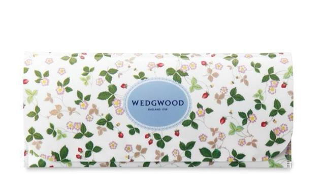 WEDGWOOD�@���C���h�X�g���x���[�A�\�[�g�e�B�[�o�b�O  �� �O����/�h�����N�� 