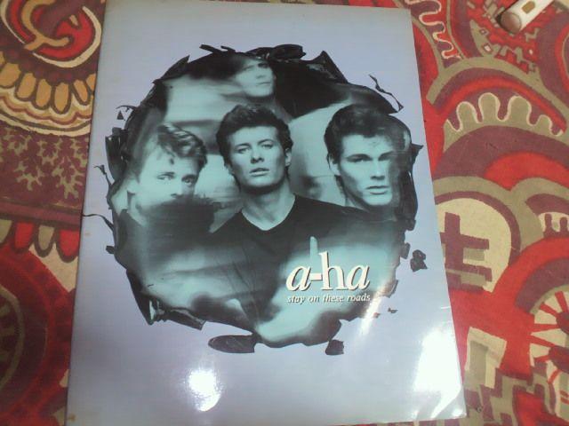 a-hastay on these roads1988 コンサート パンフレット < タレントグッズ a-hastay on these roads1988 コンサート パンフレット < タレントグッズの