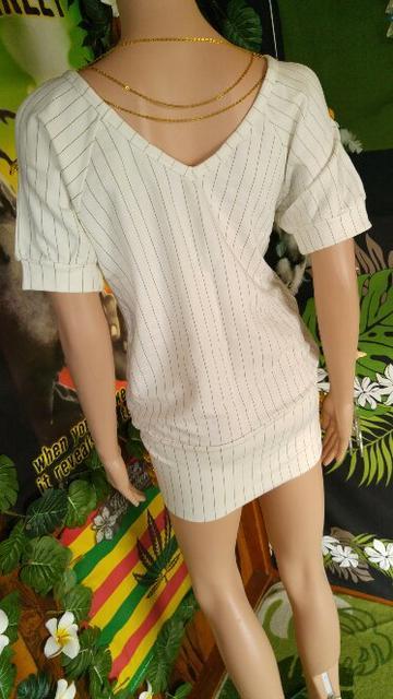 $マーク刺繍&GDストライプ×両深Vミニワンピ◆大きいサイズOK < 女性ファッション  $マーク刺繍&GDストライプ×両深Vミニワンピ◆大きいサイズOK < 女性ファッションの