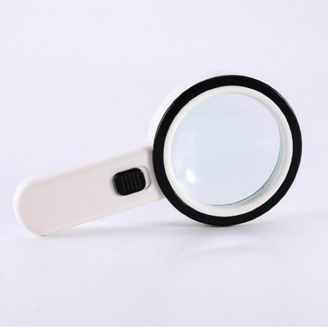 30倍 手持ちルーペ LEDライト付 拡大鏡 虫眼鏡 読書 12灯 < インテリア/ライフ 30倍 手持ちルーペ LEDライト付 拡大鏡 虫眼鏡 読書 12灯 < インテリア/ライフの