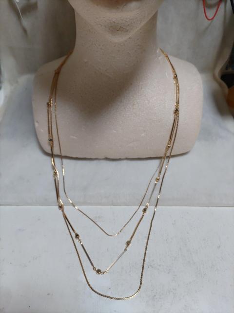 ※長さ60センチ※金の3連イミーテーションネックレス < 女性アクセサリー/時計  ※長さ60センチ※金の3連イミーテーションネックレス  < 女性アクセサリー/時計の