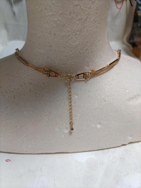 ※長さ60センチ※金の3連イミーテーションネックレス < 女性アクセサリー/時計  ※長さ60センチ※金の3連イミーテーションネックレス < 女性アクセサリー/時計の