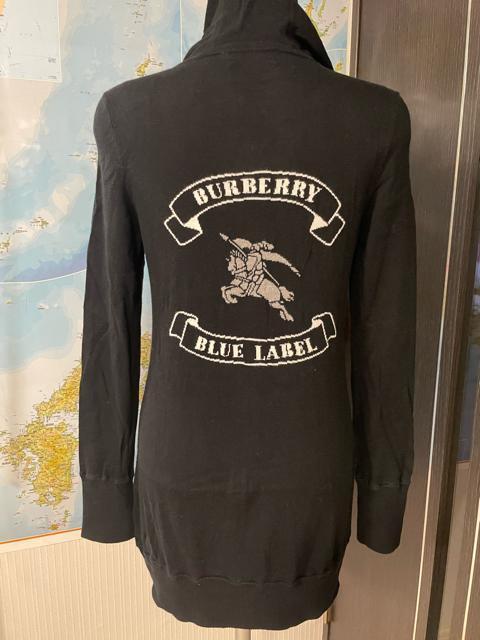 BLACK LONG PARKA with BLUE LABEL刺繍 38 美品 < 女性ファッション  BLACK LONG PARKA with BLUE LABEL刺繍 38 美品 < 女性ファッションの