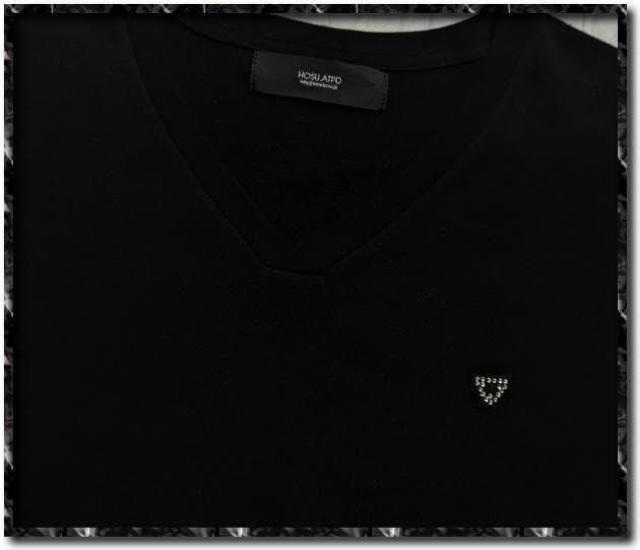 ホス ラインストーン付き解れ加工Vネックカットソー 黒 < ブランド ホス ラインストーン付き解れ加工Vネックカットソー 黒 < ブランドの