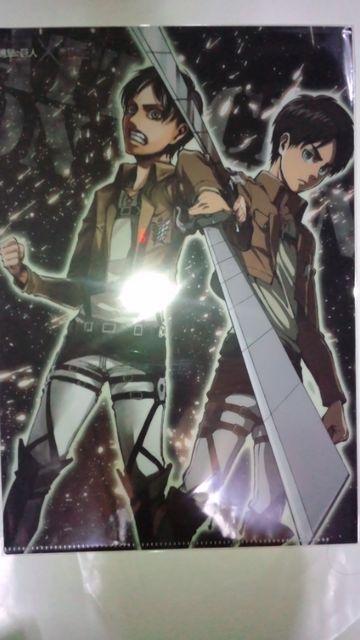 進撃の巨人×進撃の巨人 クリアファイル アニメ版&原作 エレン < アニメ/コミック/キャラクター  進撃の巨人×進撃の巨人 クリアファイル アニメ版&原作 エレン  < アニメ/コミック/キャラクターの