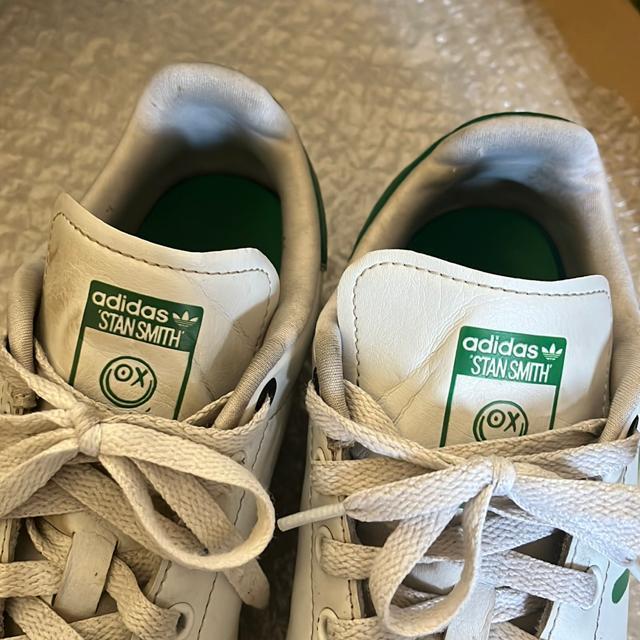 adidasX^X~XR{Xj[J[23.5  uh 