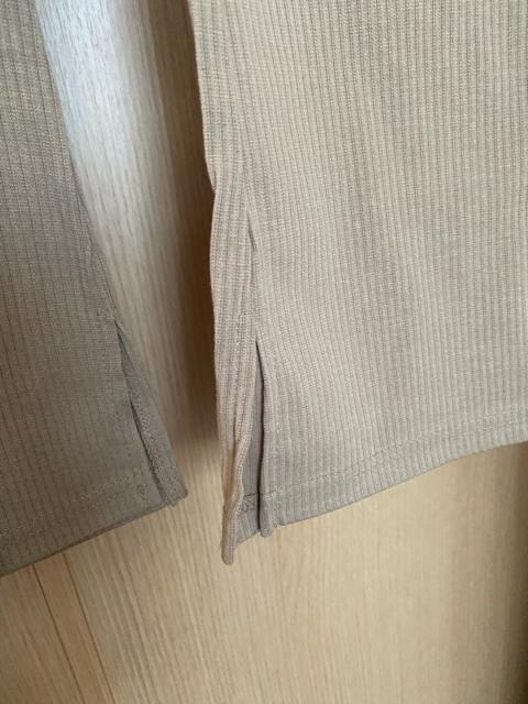 *新品未使用(タグなし)/リブワイドパンツ/裾スリット/薄手* < 女性ファッション *新品未使用(タグなし)/リブワイドパンツ/裾スリット/薄手* < 女性ファッションの