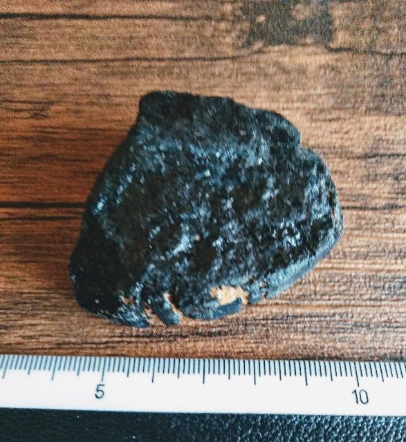 ブラックトルマリン原石 約90g < ホビー ブラックトルマリン原石 約90g < ホビーの