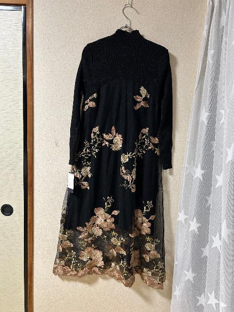 新品タグ付きT'S COLLECTION★ニット+刺繍チュール付きスカートワンピース < 女性ファッション 新品タグ付きT'S COLLECTION★ニット+刺繍チュール付きスカートワンピース < 女性ファッションの