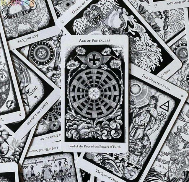 �w�����`�b�N�^���b�g�J�[�h�@78 ���@THE HERMETIC TAROT �|�P�b�g�T�C�Y �� �{/�G���� 